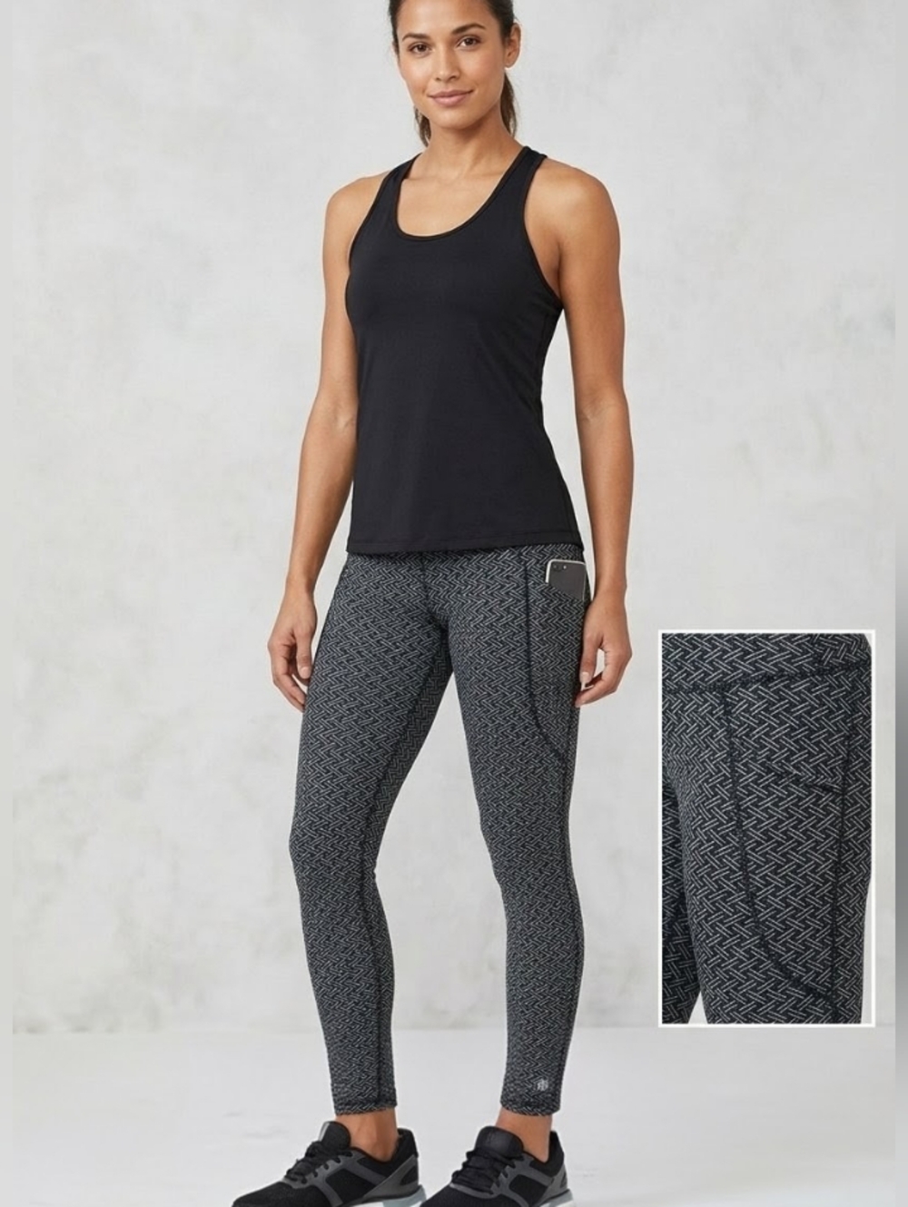 IDEOLOGY 2 Pocket Black & White Patterned Women's Leggings